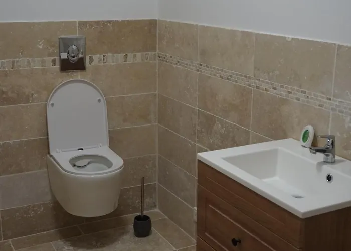 La Ferme Decroue Bed & Breakfast *